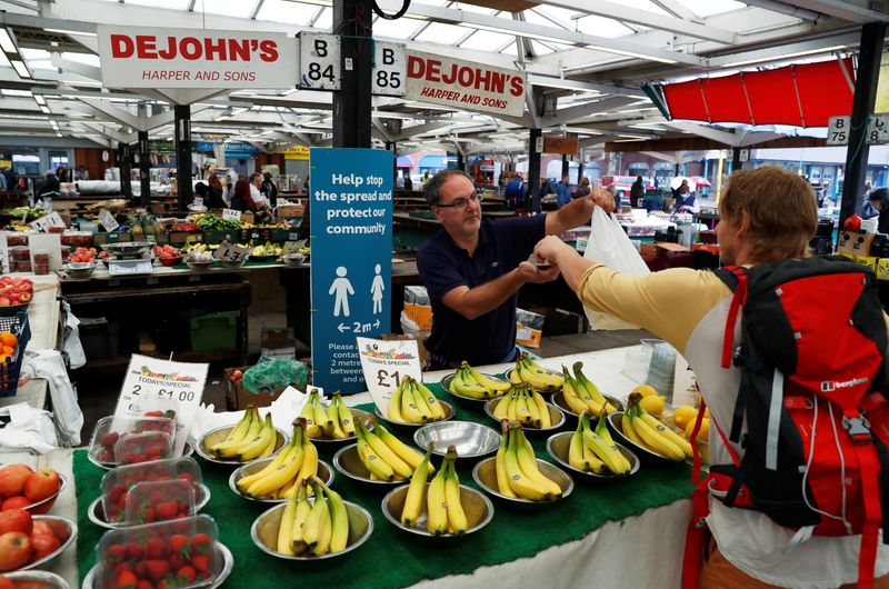 UK grocery sales hit record 10.9 billion pounds in November