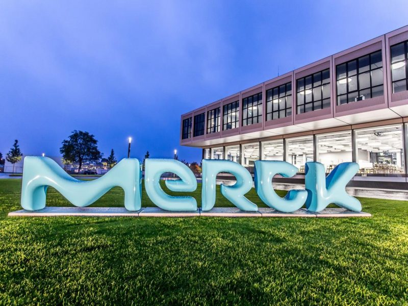 Merck COVID-19 pill success slams Moderna shares, shakes up healthcare sector